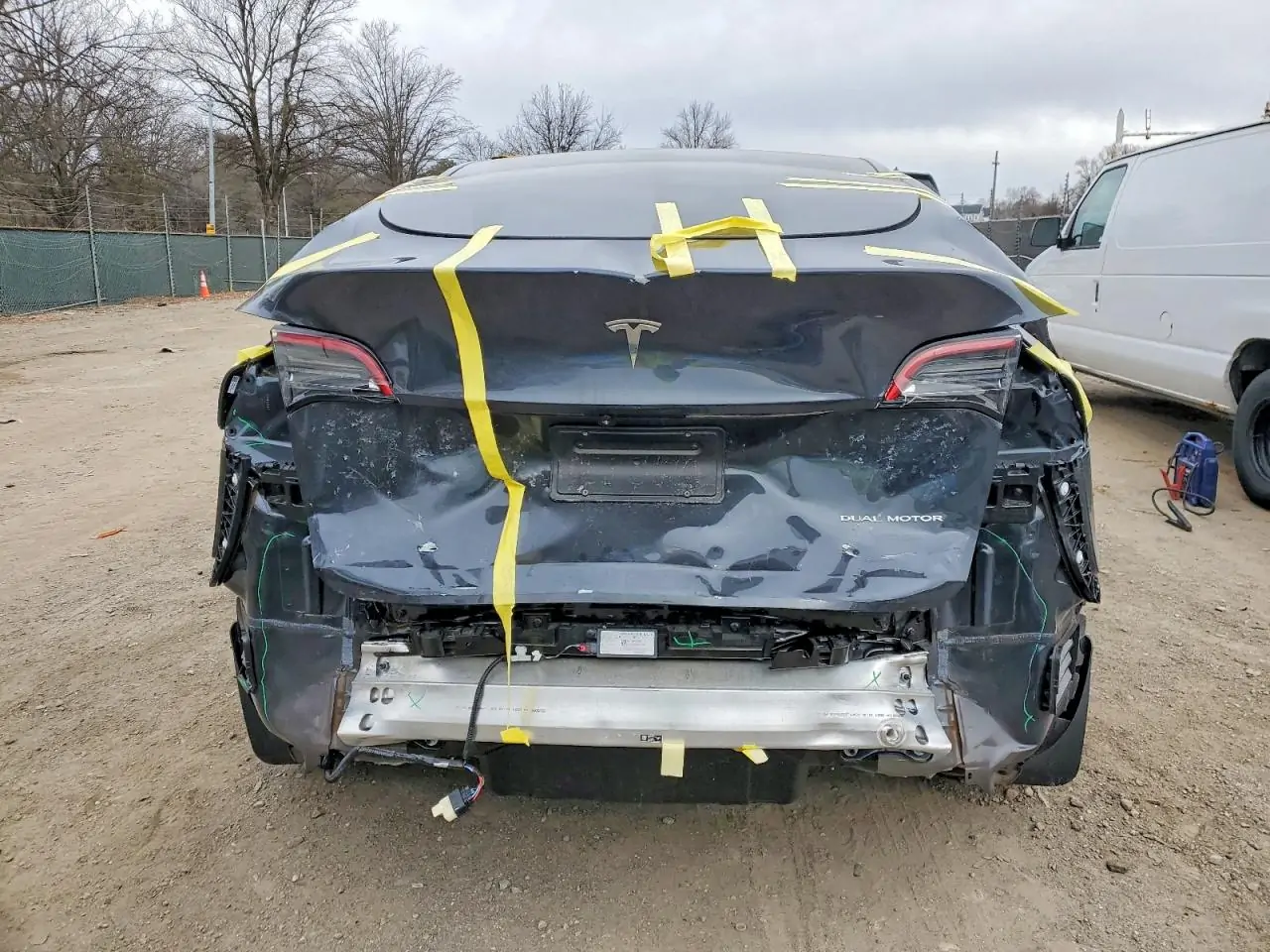 Автомобиль TESLA MODEL Y 2024 | GrandCar Автомобиль TESLA MODEL Y 2024 | GrandCar