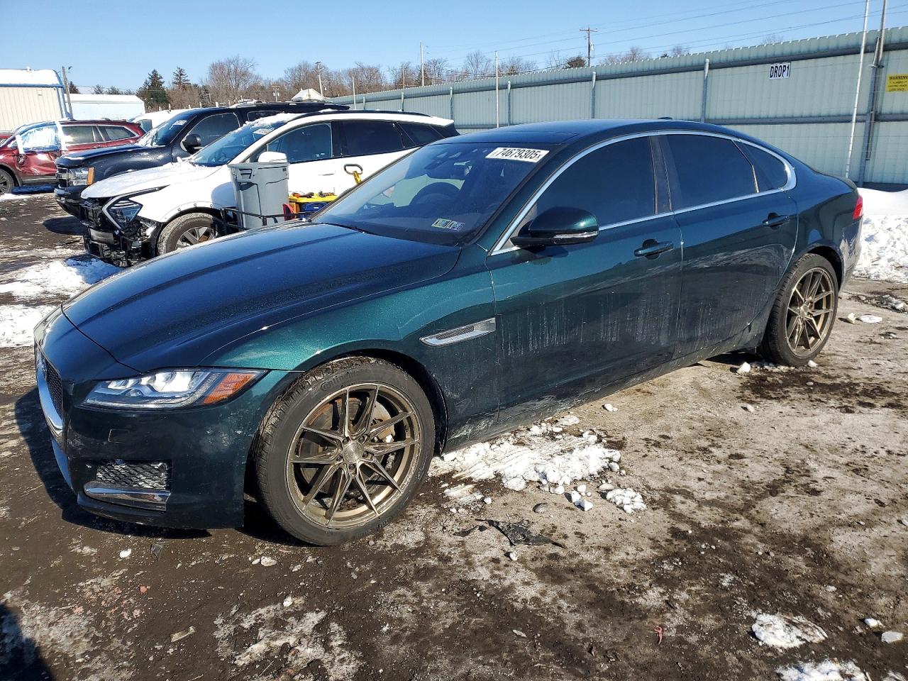 Автомобіль JAGUAR XF PRESTIGE 2016 | GrandCar