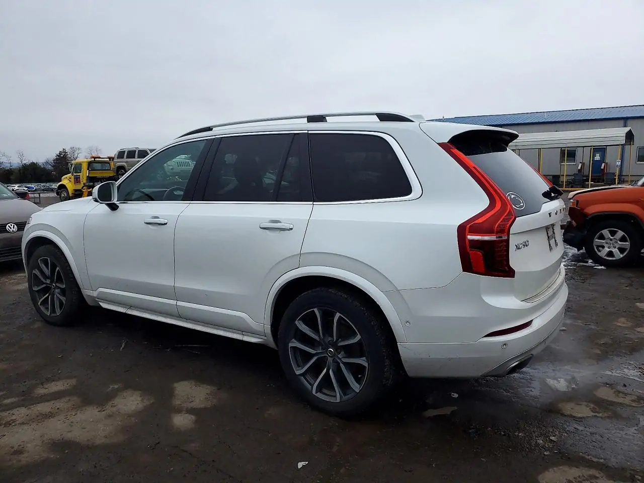 Автомобиль VOLVO XC90 T6 2016 | GrandCar Автомобиль VOLVO XC90 T6 2016 | GrandCar