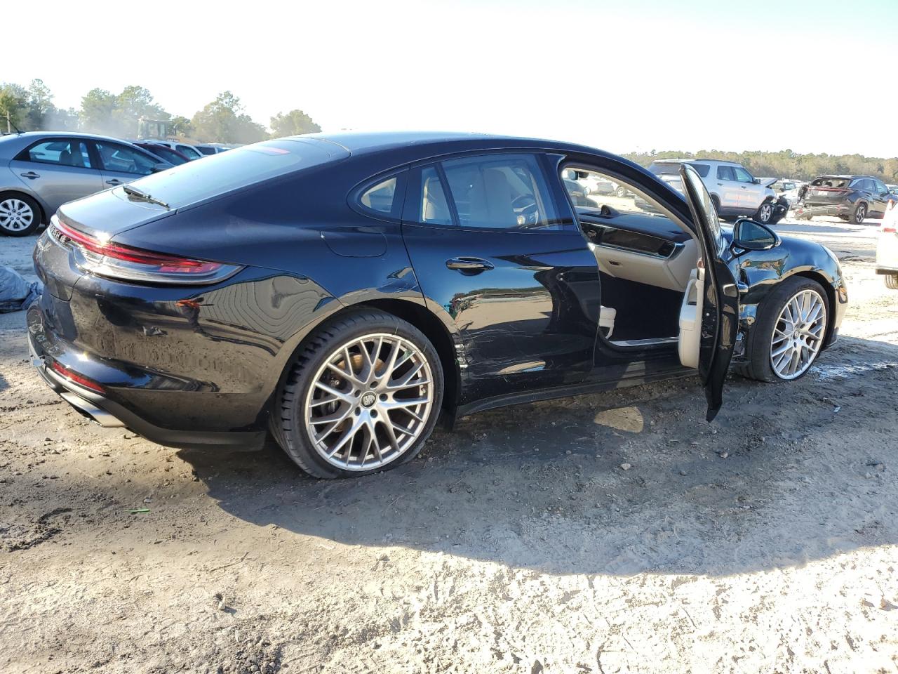 Автомобіль PORSCHE PANAMERA BASE 2023 | GrandCar Автомобіль PORSCHE PANAMERA BASE 2023 | GrandCar