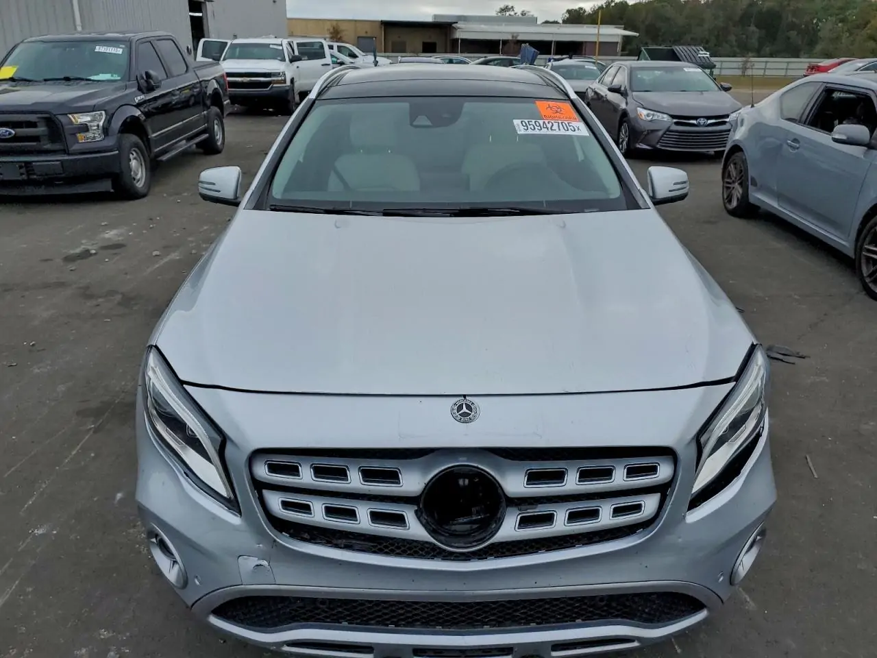 Автомобиль MERCEDES-BENZ GLA 250 4MATIC 2020 | GrandCar Автомобиль MERCEDES-BENZ GLA 250 4MATIC 2020 | GrandCar