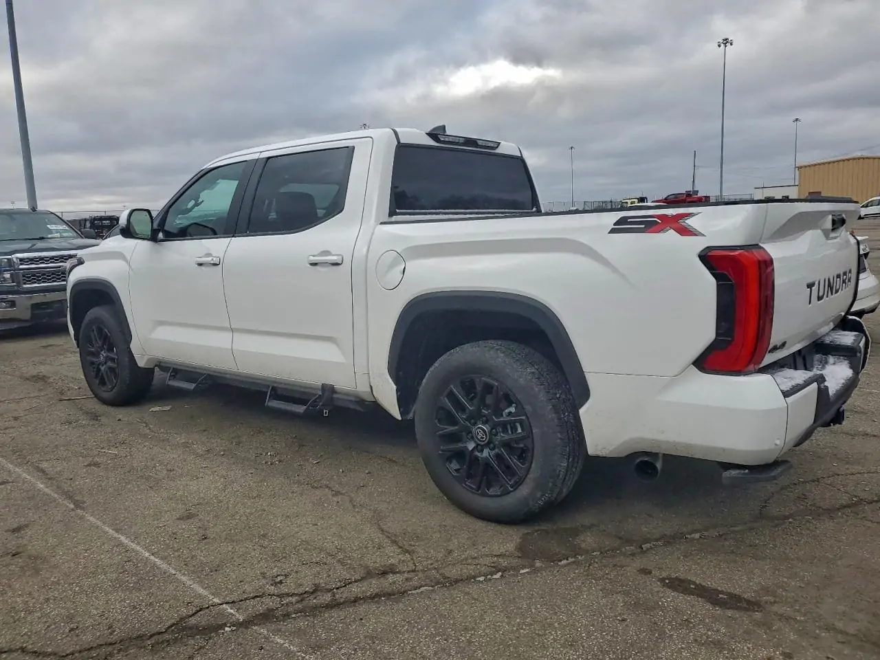 Автомобиль TOYOTA TUNDRA CREWMAX SR 2026 | GrandCar Автомобиль TOYOTA TUNDRA CREWMAX SR 2026 | GrandCar