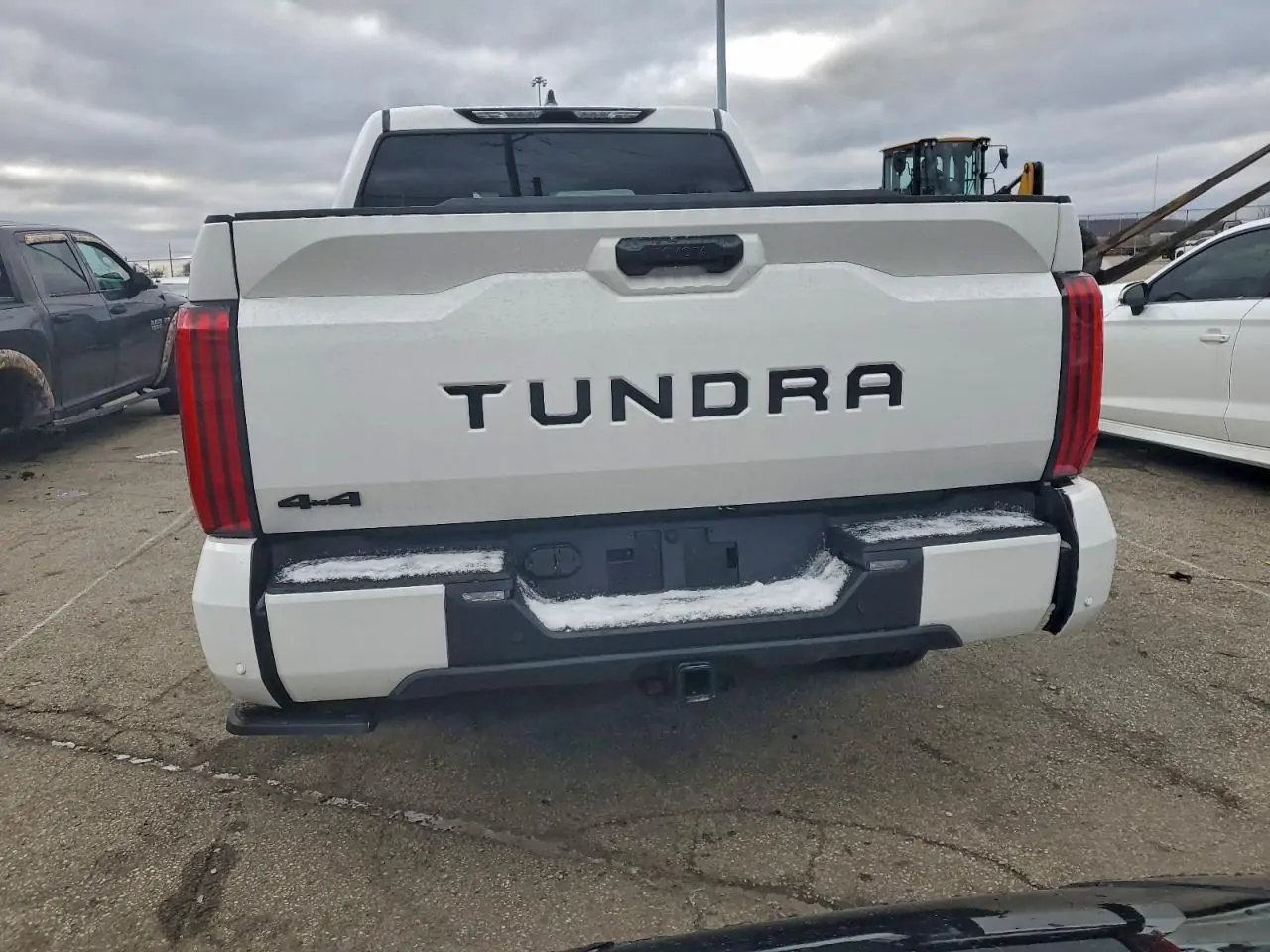 Автомобиль TOYOTA TUNDRA CREWMAX SR 2026 | GrandCar Автомобиль TOYOTA TUNDRA CREWMAX SR 2026 | GrandCar