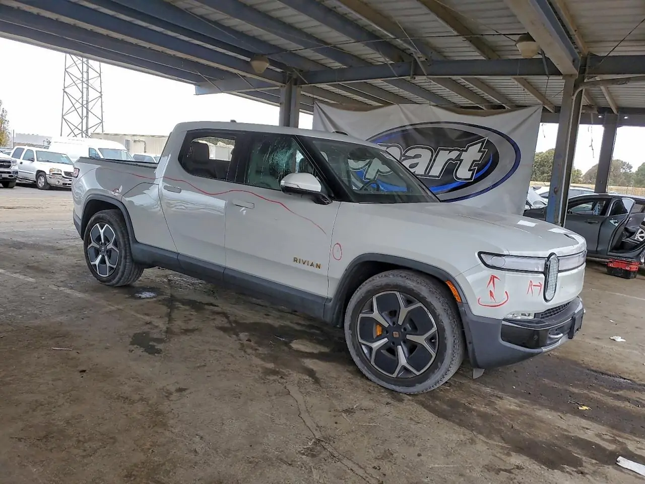 Автомобіль RIVIAN R1T ADVENTURE 2023 | GrandCar Автомобіль RIVIAN R1T ADVENTURE 2023 | GrandCar