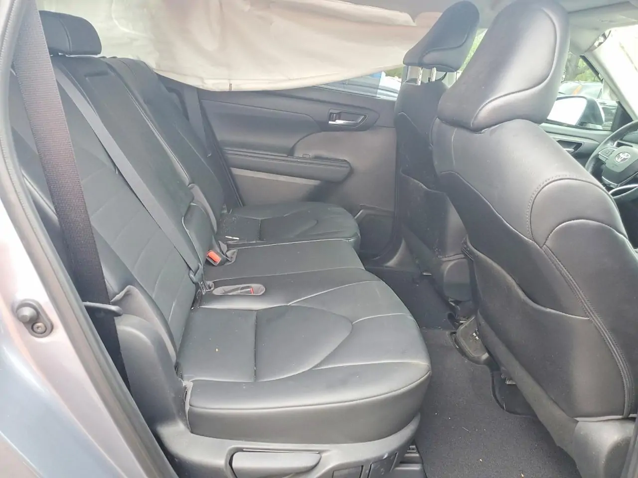 Автомобиль TOYOTA HIGHLANDER XLE 2021 | GrandCar Автомобиль TOYOTA HIGHLANDER XLE 2021 | GrandCar