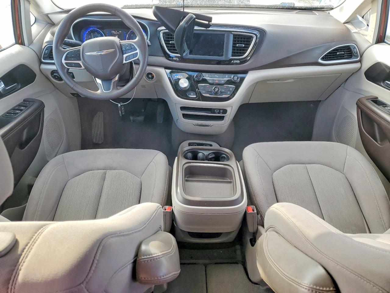 Автомобиль CHRYSLER PACIFICA TOURING 2020 | GrandCar Автомобиль CHRYSLER PACIFICA TOURING 2020 | GrandCar
