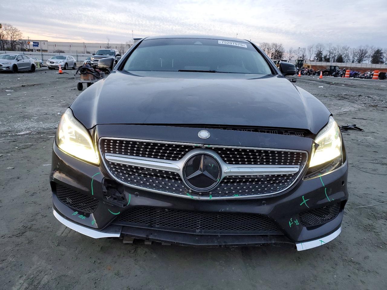 Автомобиль MERCEDES-BENZ CLS 400 2015 | GrandCar Автомобиль MERCEDES-BENZ CLS 400 2015 | GrandCar