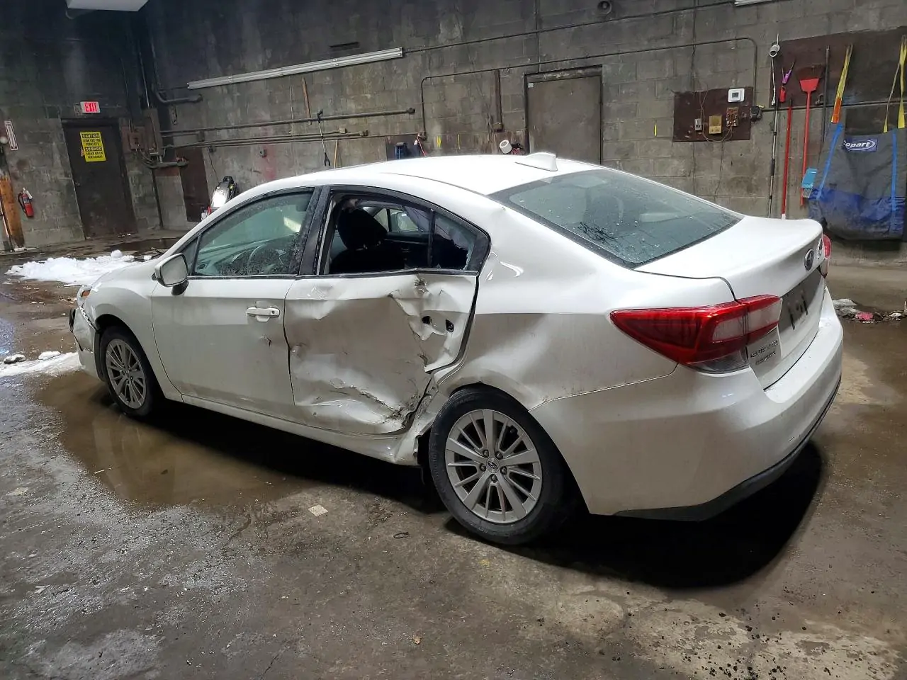 Автомобиль SUBARU IMPREZA PREMIUM 2017 | GrandCar Автомобиль SUBARU IMPREZA PREMIUM 2017 | GrandCar