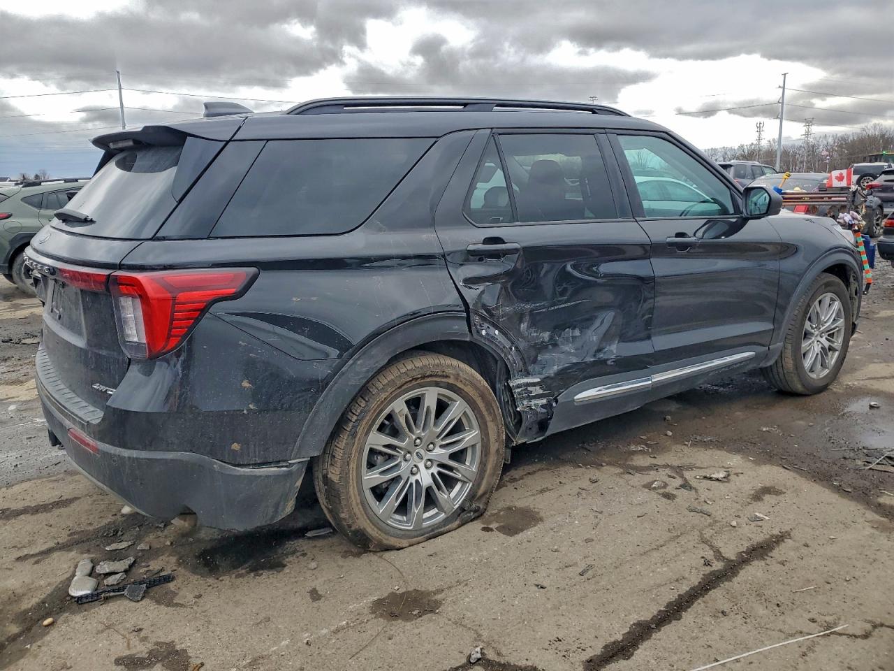 Автомобіль FORD EXPLORER ACTIVE 2025 | GrandCar Автомобіль FORD EXPLORER ACTIVE 2025 | GrandCar