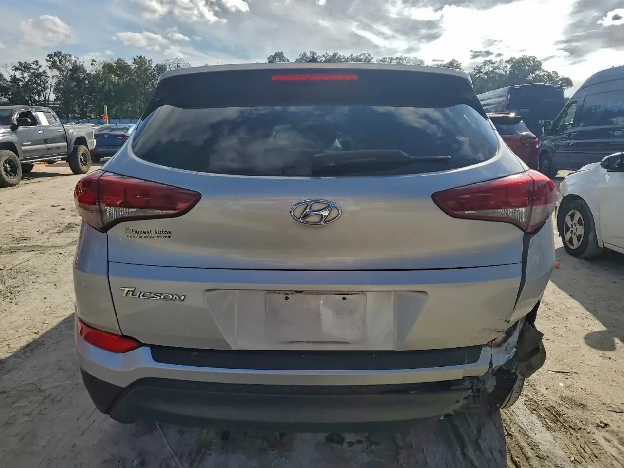 Автомобіль HYUNDAI TUCSON SE 2016 | GrandCar Автомобіль HYUNDAI TUCSON SE 2016 | GrandCar