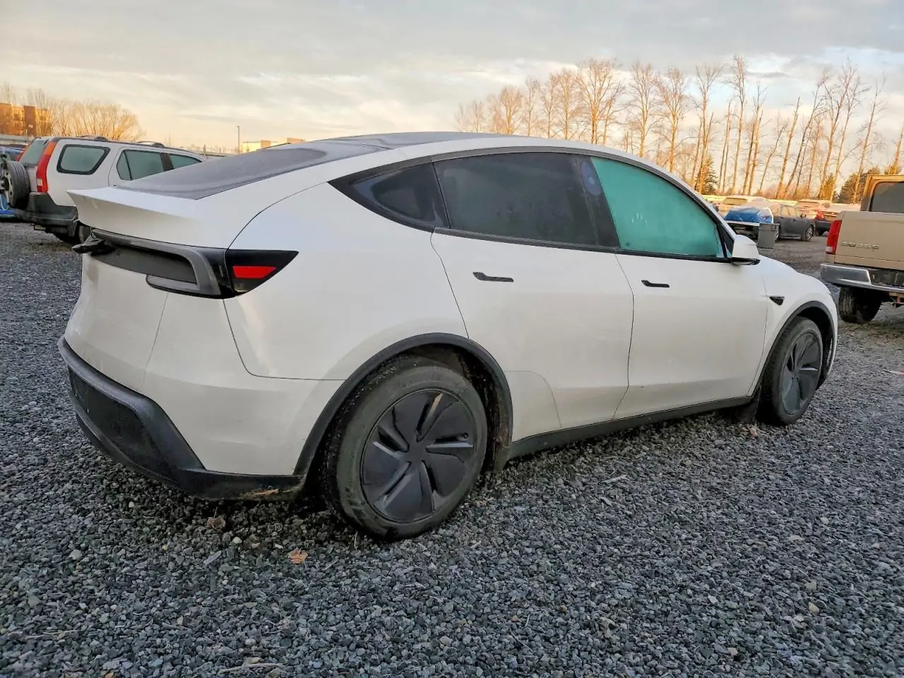 Купити автомобіль TESLA MODEL Y 2026 з США. Ціна - 22000$. Пробіг