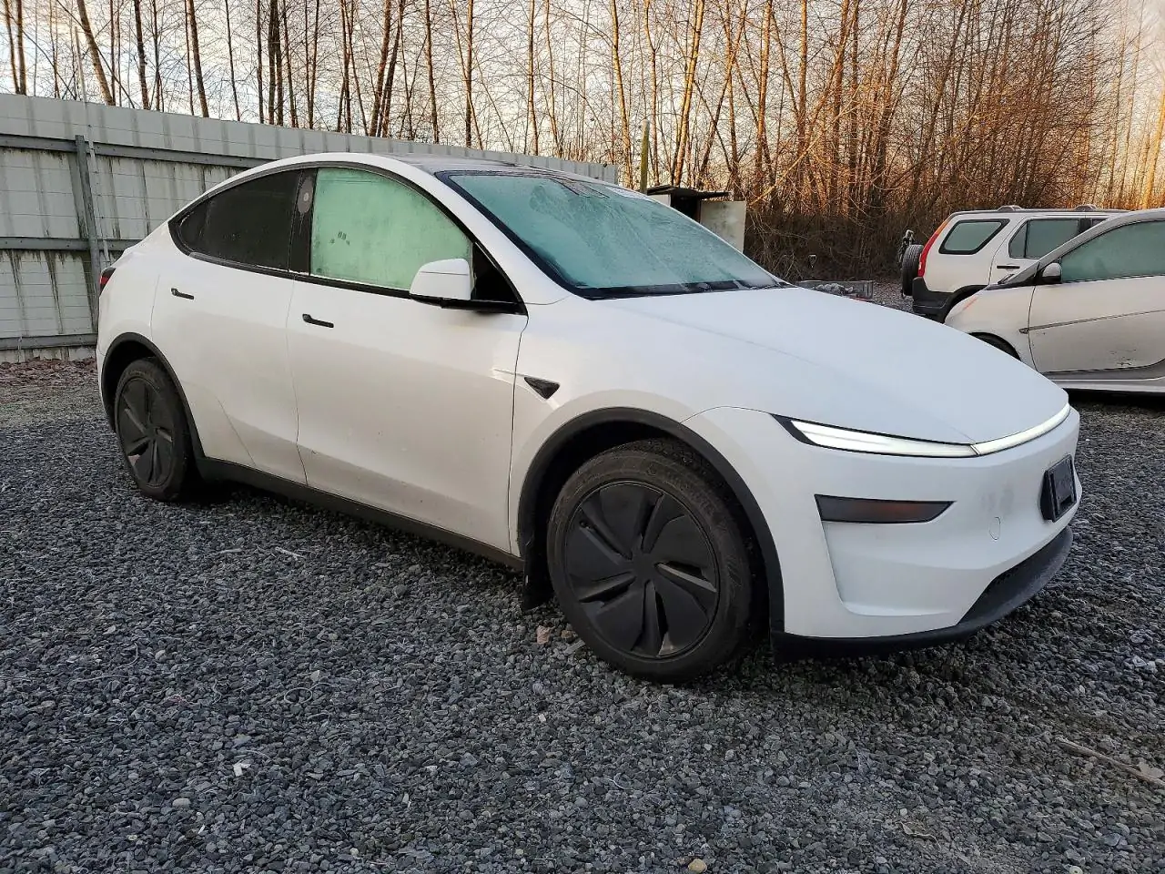 Купить автомобиль TESLA MODEL Y 2026 из США. Цена - 22000$. Пробег