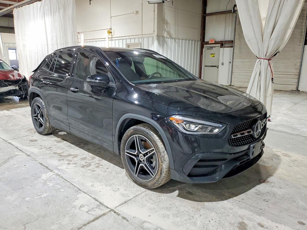 Автомобіль MERCEDES-BENZ GLA 250 4MATIC 2021 | GrandCar Автомобіль MERCEDES-BENZ GLA 250 4MATIC 2021 | GrandCar