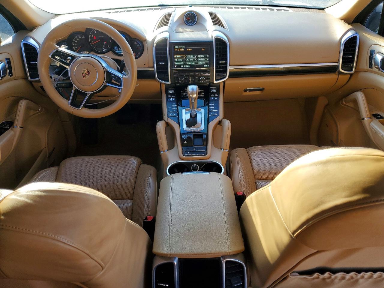 Автомобиль PORSCHE CAYENNE 2016 | GrandCar Автомобиль PORSCHE CAYENNE 2016 | GrandCar