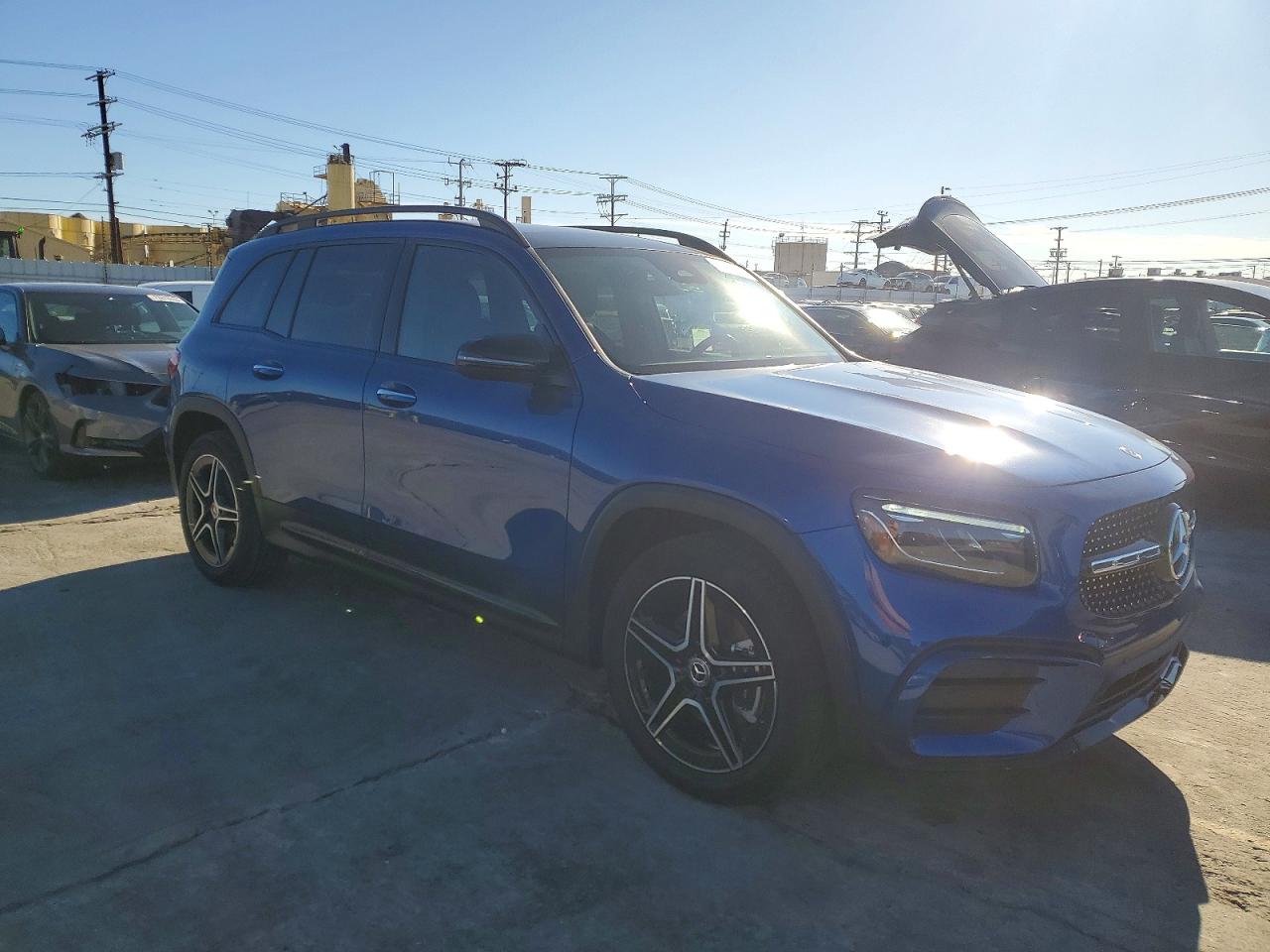 Автомобіль MERCEDES-BENZ GLB 250 2024 | GrandCar Автомобіль MERCEDES-BENZ GLB 250 2024 | GrandCar