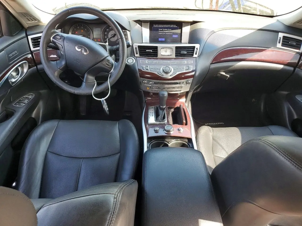 Купити автомобіль INFINITI Q70 3.7 LUXE 2018 з США. Ціна - 4300