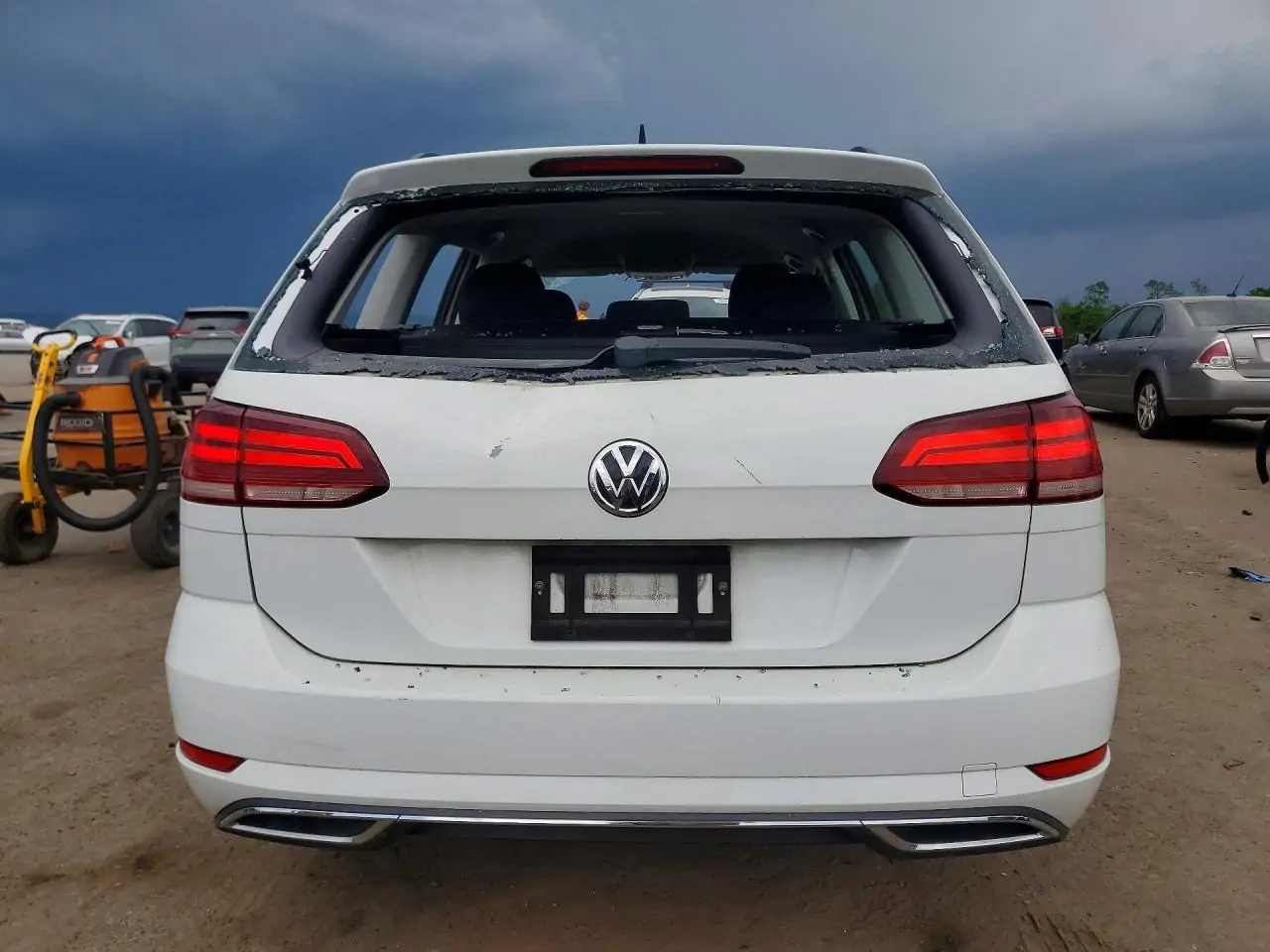 Автомобіль VOLKSWAGEN GOLF SPORTWAGEN S 2019 | GrandCar Автомобіль VOLKSWAGEN GOLF SPORTWAGEN S 2019 | GrandCar