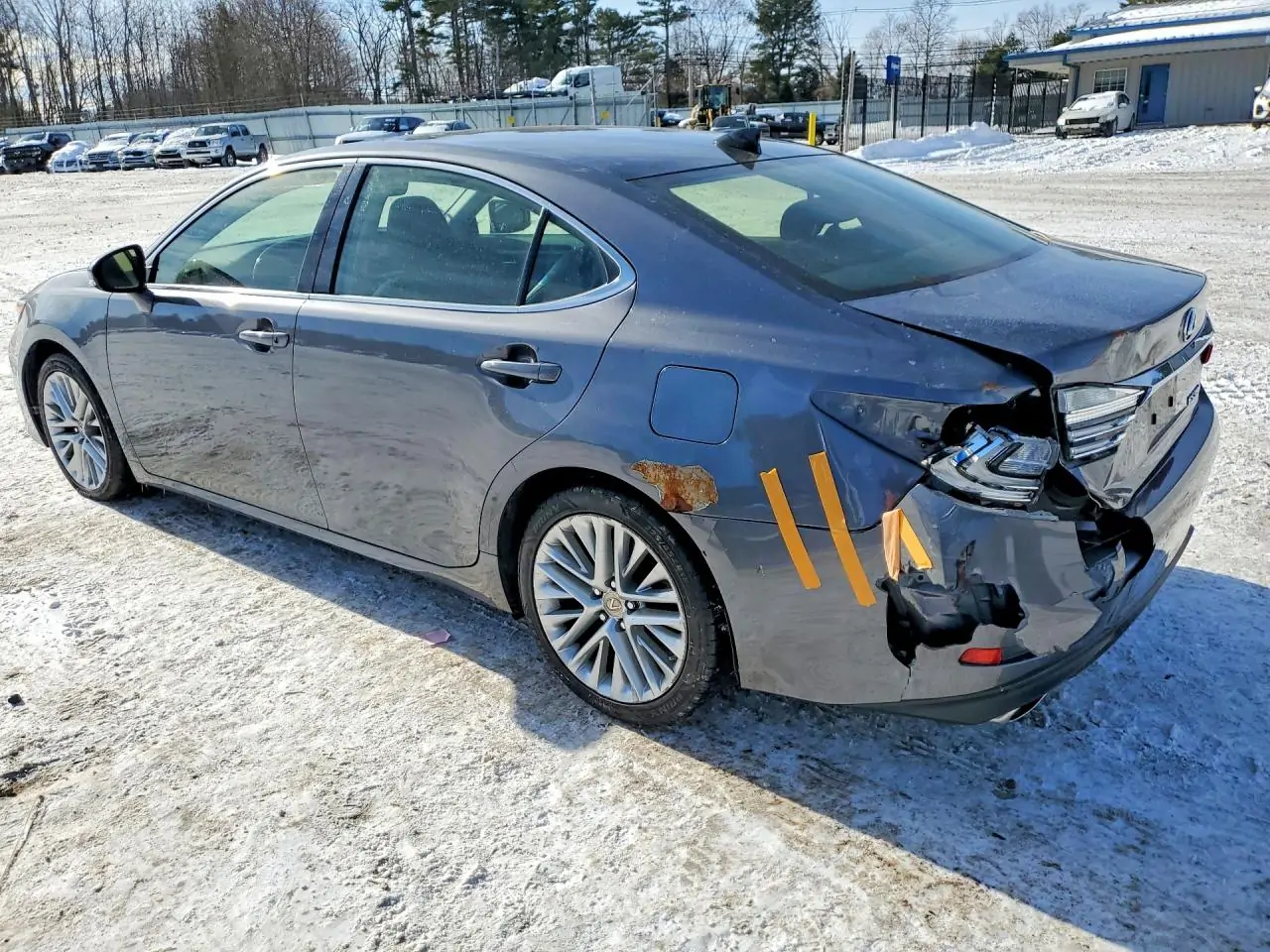 Автомобиль LEXUS ES 350 2017 | GrandCar Автомобиль LEXUS ES 350 2017 | GrandCar