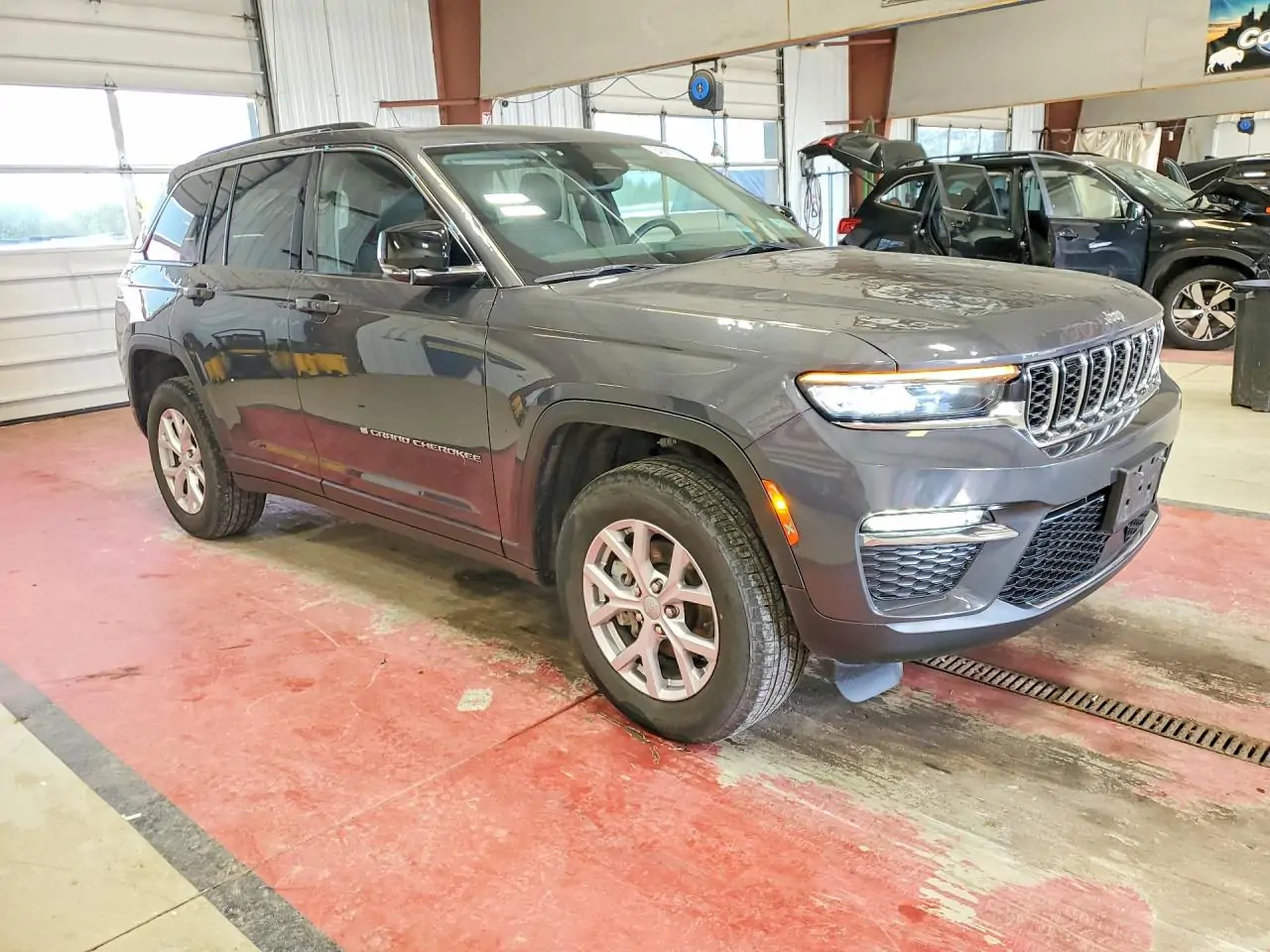 Автомобіль JEEP GRAND CHEROKEE LIMITED 2022 | GrandCar Автомобіль JEEP GRAND CHEROKEE LIMITED 2022 | GrandCar