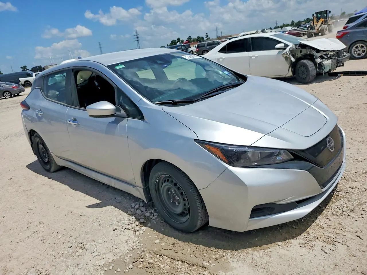 Автомобиль NISSAN LEAF S 2025 | GrandCar Автомобиль NISSAN LEAF S 2025 | GrandCar